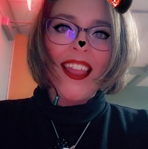 Meet your Posher, Kellie